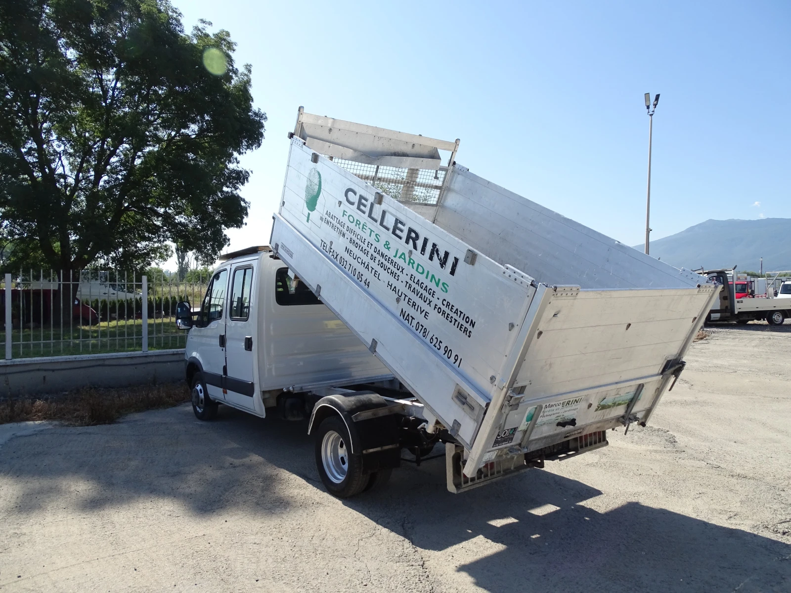 Iveco 35c15 3.0HPI  КАТ. * Б* 7-места * ТРИСТРАНЕН САМОСВАЛ* , снимка 4 - Бусове и автобуси - 55295588