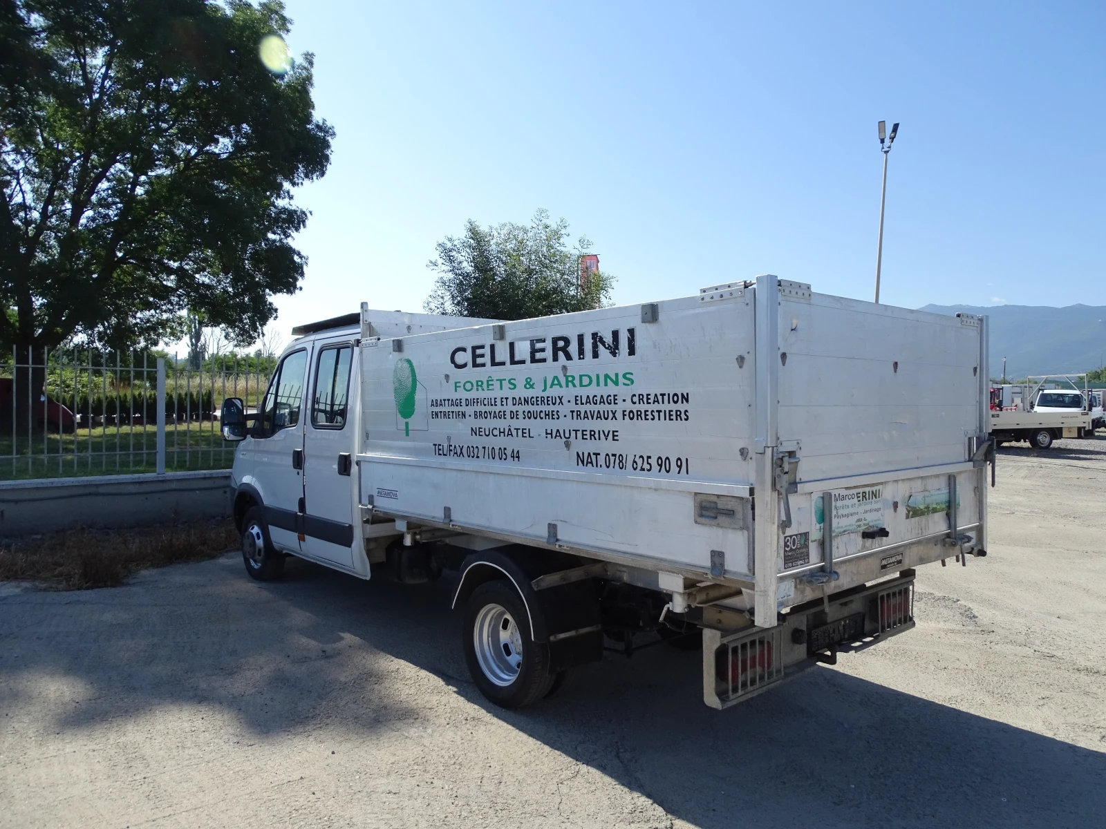 Iveco 35c15 3.0HPI  КАТ. * Б* 7-места * ТРИСТРАНЕН САМОСВАЛ* , снимка 11 - Бусове и автобуси - 55295588