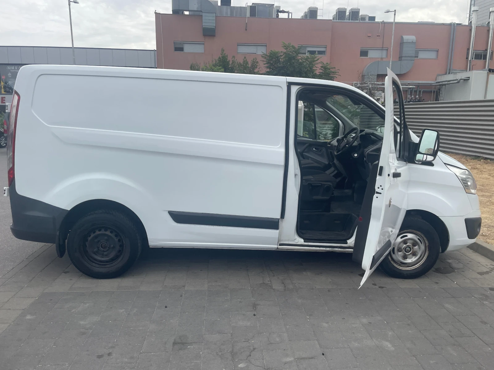 Ford Transit Custom, снимка 4 - Бусове и автобуси - 55879504