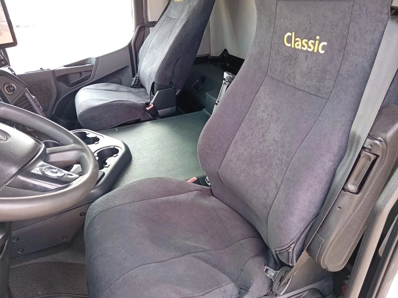 Mercedes-Benz Arocs 42.40 8x4 Tipper/Kipper EURO6 * UniRent* , снимка 9 - Камиони - 49871818