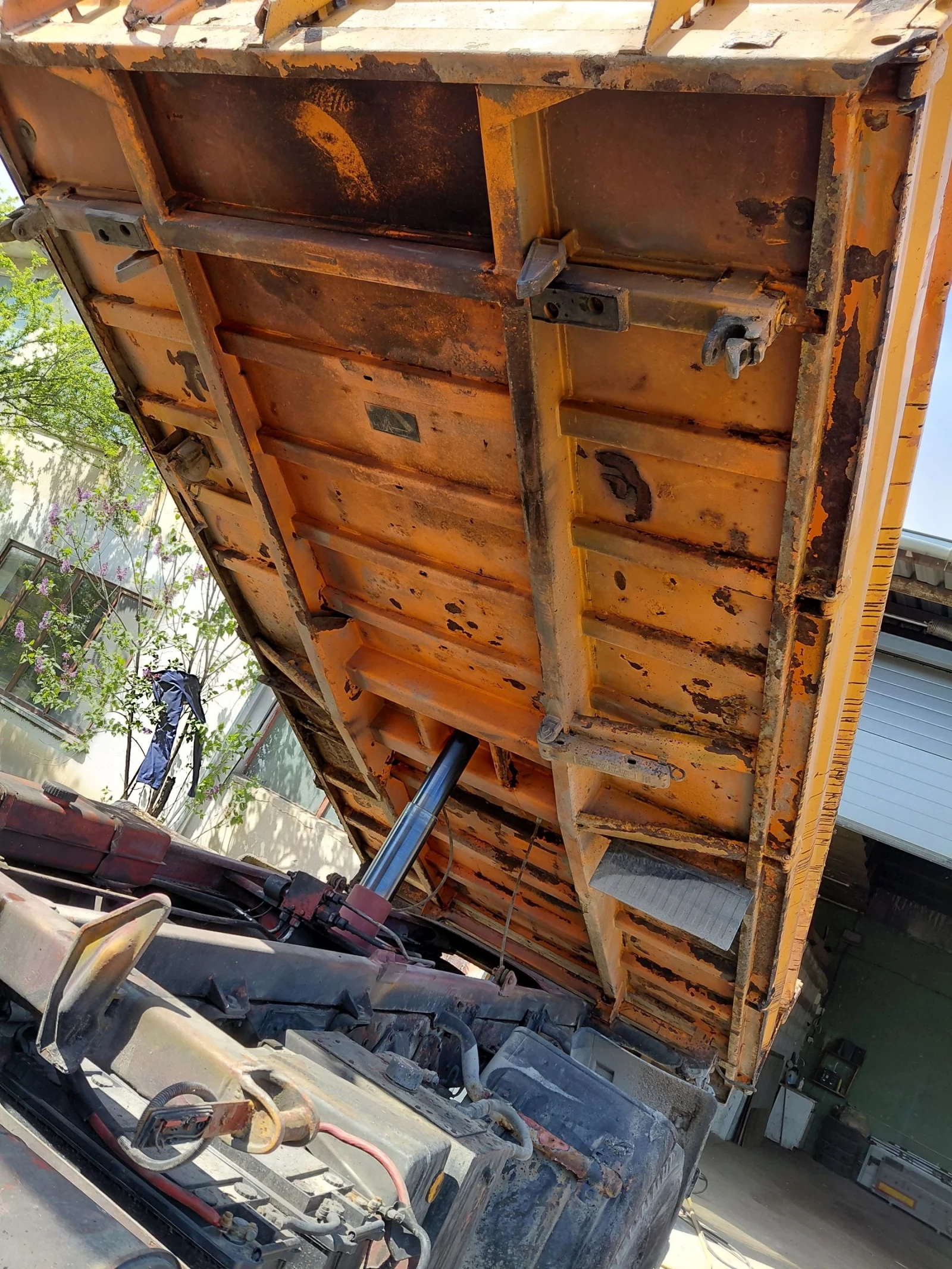 Iveco 120e18 4?4 | Mobile.bg � ����������� 3