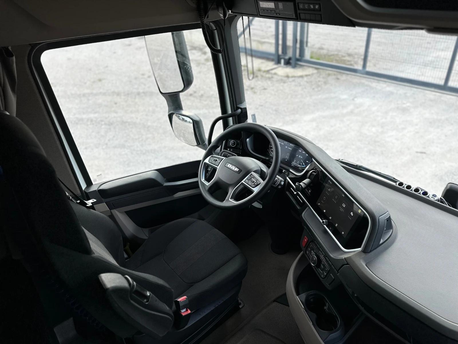Daf XG 480 FT, снимка 15 - Камиони - 54801361