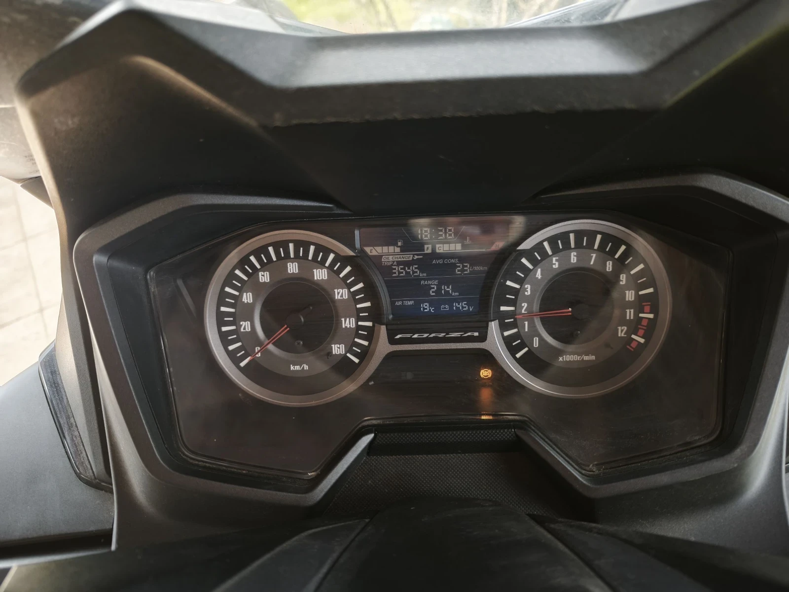 Honda Forza 125, снимка 9 - Мотоциклети и мототехника - 53987850