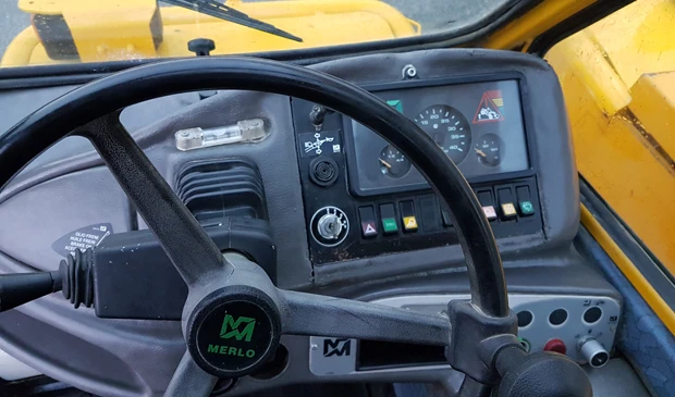   Merlo  P40.9K | Mobile.bg   12