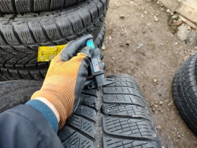 Гуми Зимни 255/55R19, снимка 3