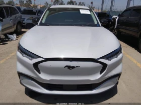 Ford Mustang Mach-E Select, снимка 12