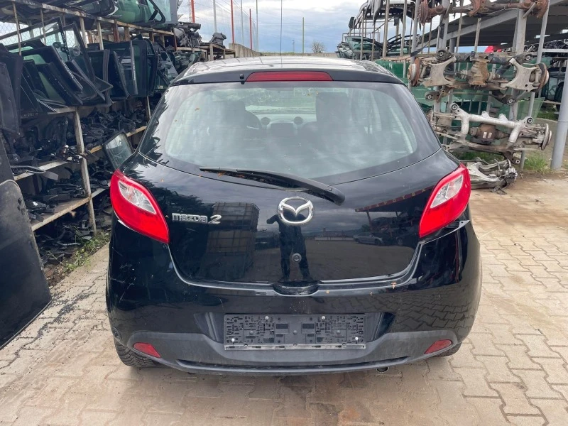 Mazda 2 1.4, снимка 3 - Автомобили и джипове - 40661823