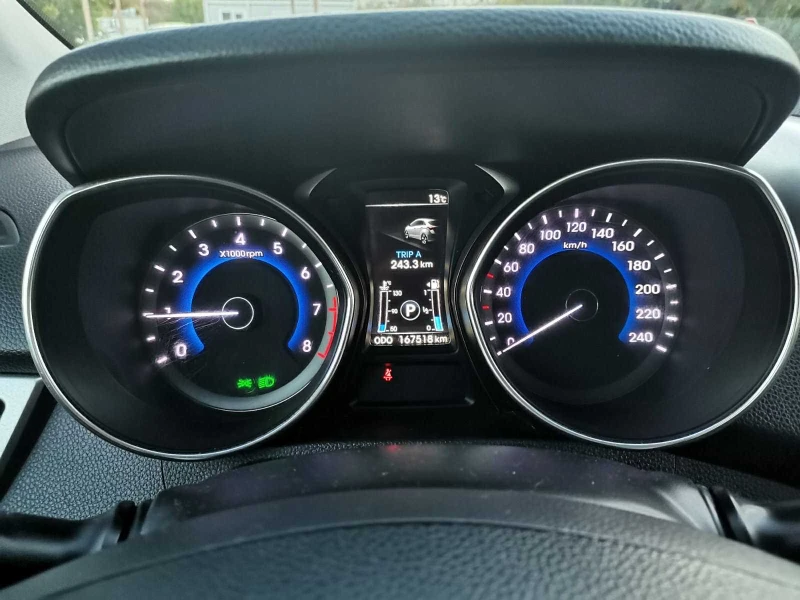 Hyundai I30 1.6I 16V SWISS, снимка 11 - Автомобили и джипове - 46781401