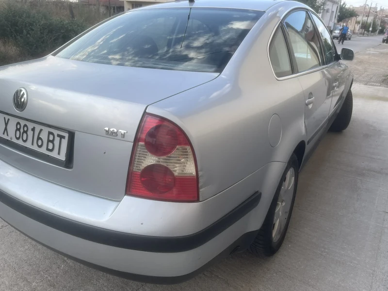 VW Passat, снимка 4 - Автомобили и джипове - 47223706