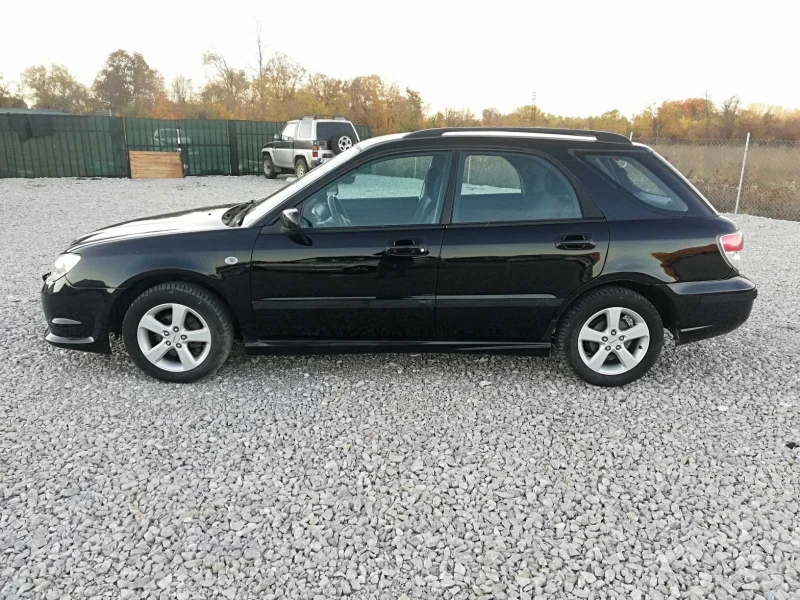 Subaru Impreza 1.5i klima 4x4, снимка 8 - Автомобили и джипове - 47813600