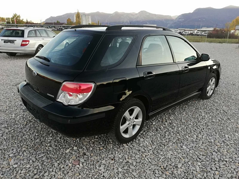 Subaru Impreza 1.5i klima 4x4, снимка 5 - Автомобили и джипове - 47813600