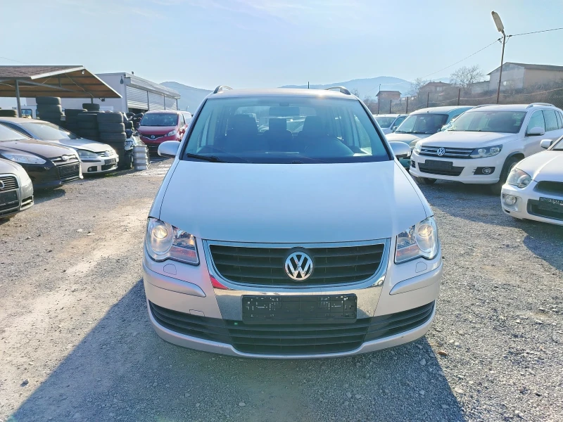 VW Touran 1.9 TDI, снимка 4 - Автомобили и джипове - 49050704