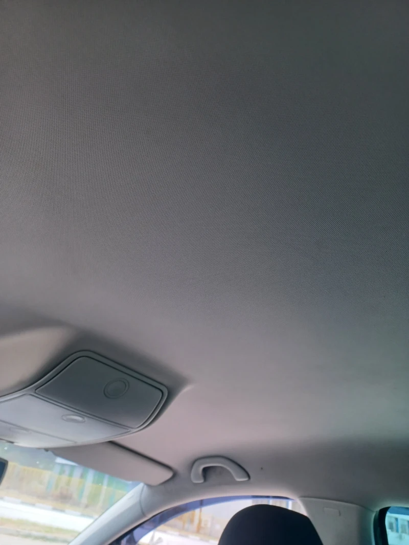 VW Touran 2.0tdi, снимка 5 - Автомобили и джипове - 52190803