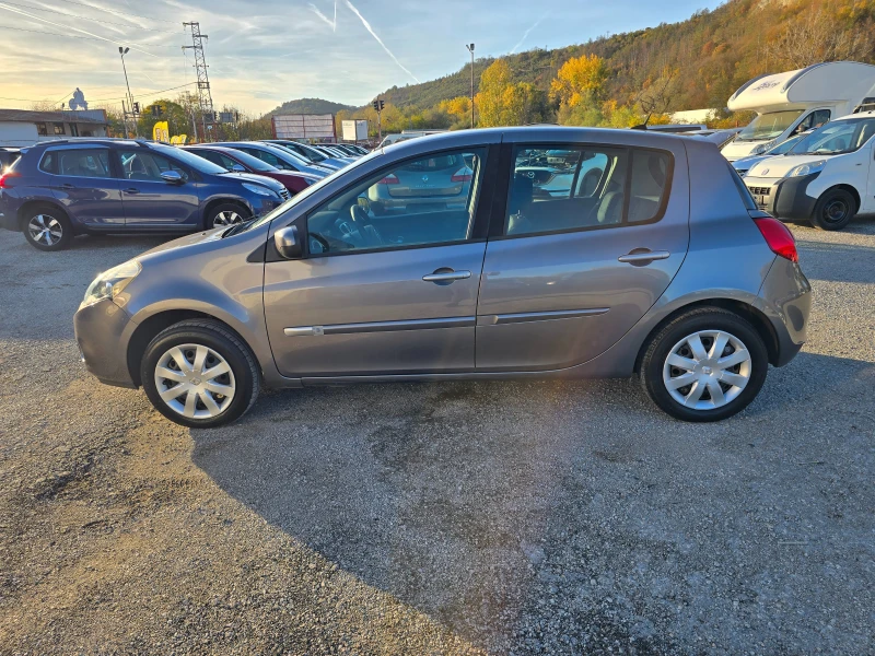 Renault Clio 1.2i УНИКАТ , снимка 6 - Автомобили и джипове - 52238136