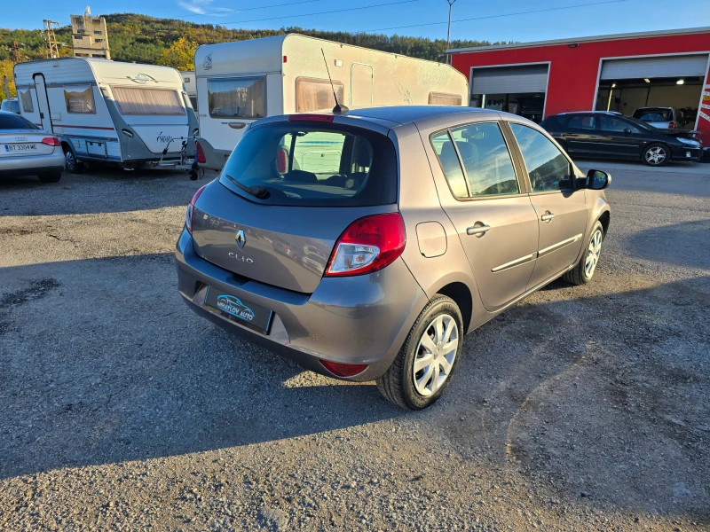 Renault Clio 1.2i УНИКАТ , снимка 3 - Автомобили и джипове - 52238136