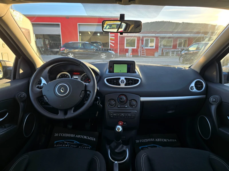 Renault Clio 1.2i УНИКАТ , снимка 11 - Автомобили и джипове - 52238136