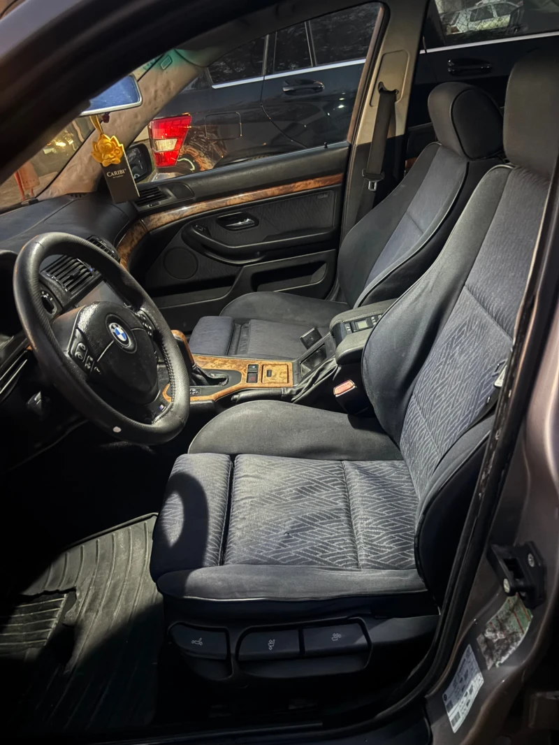 BMW 520, снимка 7 - Автомобили и джипове - 52417431