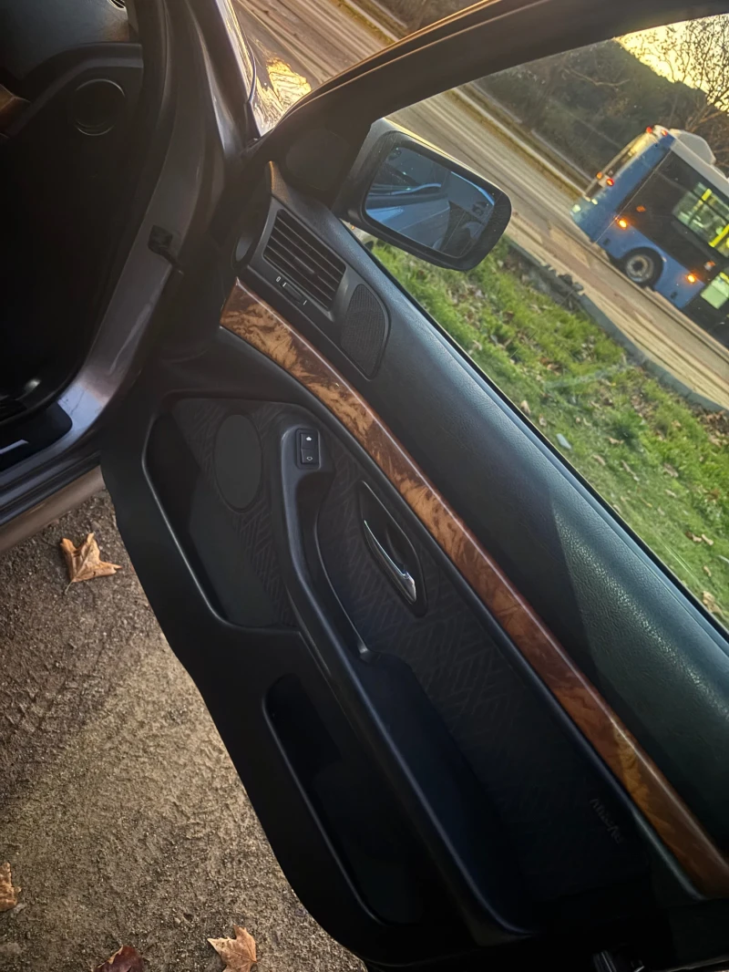 BMW 520, снимка 9 - Автомобили и джипове - 52417431