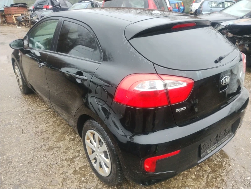 Kia Rio 1.2, снимка 4 - Автомобили и джипове - 53060330