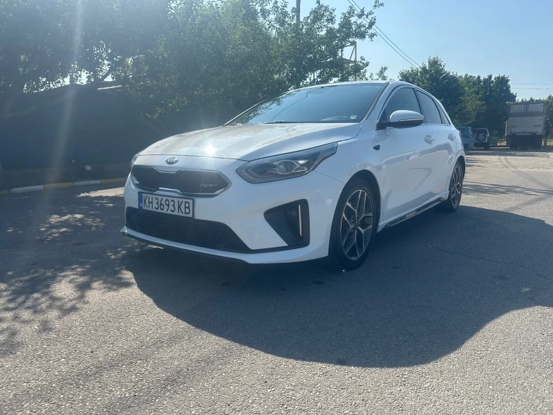 Kia Ceed Gt-line, снимка 2 - Автомобили и джипове - 53103332