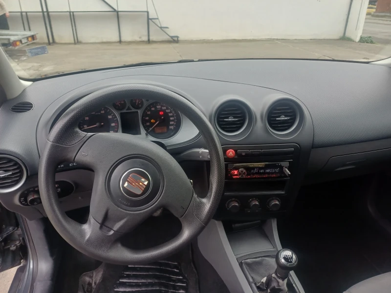 Seat Ibiza Mk3, снимка 6 - Автомобили и джипове - 53261116