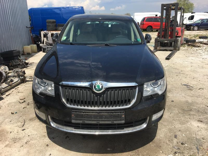 Skoda Superb Skoda Superb 3.6 DSG 4X4 ЩВЕЙЦАРИЯ, снимка 1 - Автомобили и джипове - 28653618