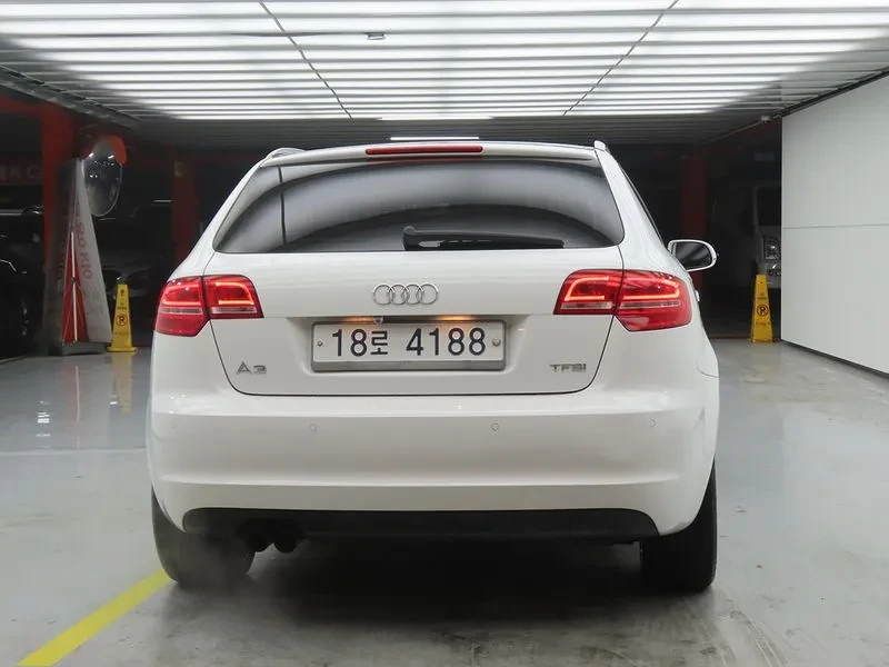 Audi A3 2.0, снимка 3 - Автомобили и джипове - 54547638