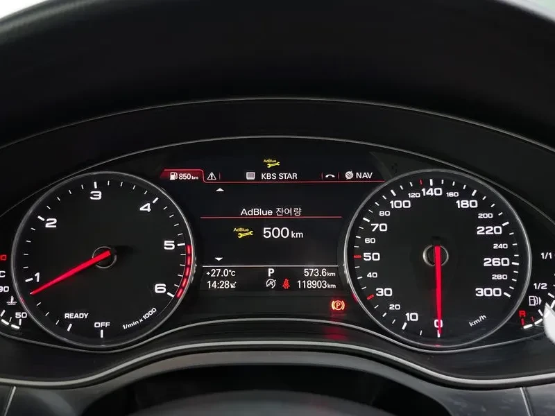 Audi A7 3.0 TDI Quattro - САМО 30% АВАНС, снимка 8 - Автомобили и джипове - 56158756