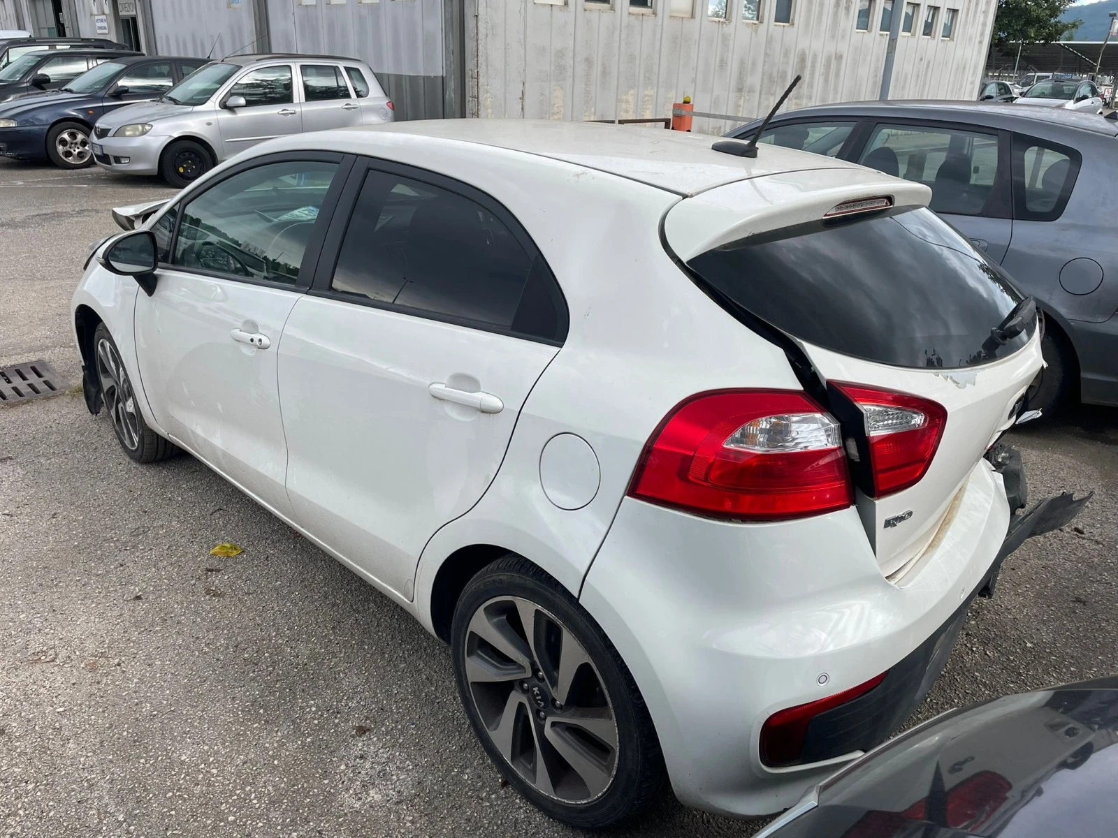 Kia Rio 1.4 crdi - изображение 3