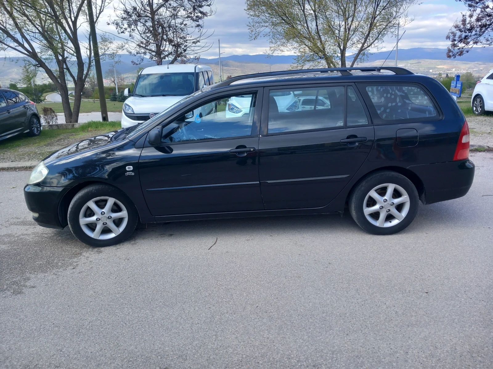Toyota Corolla 2.0 D4D 90ks - изображение 2