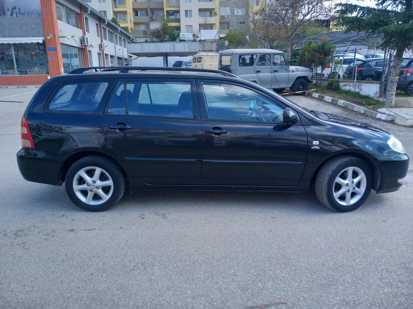 Toyota Corolla 2.0 D4D 90ks - изображение 4