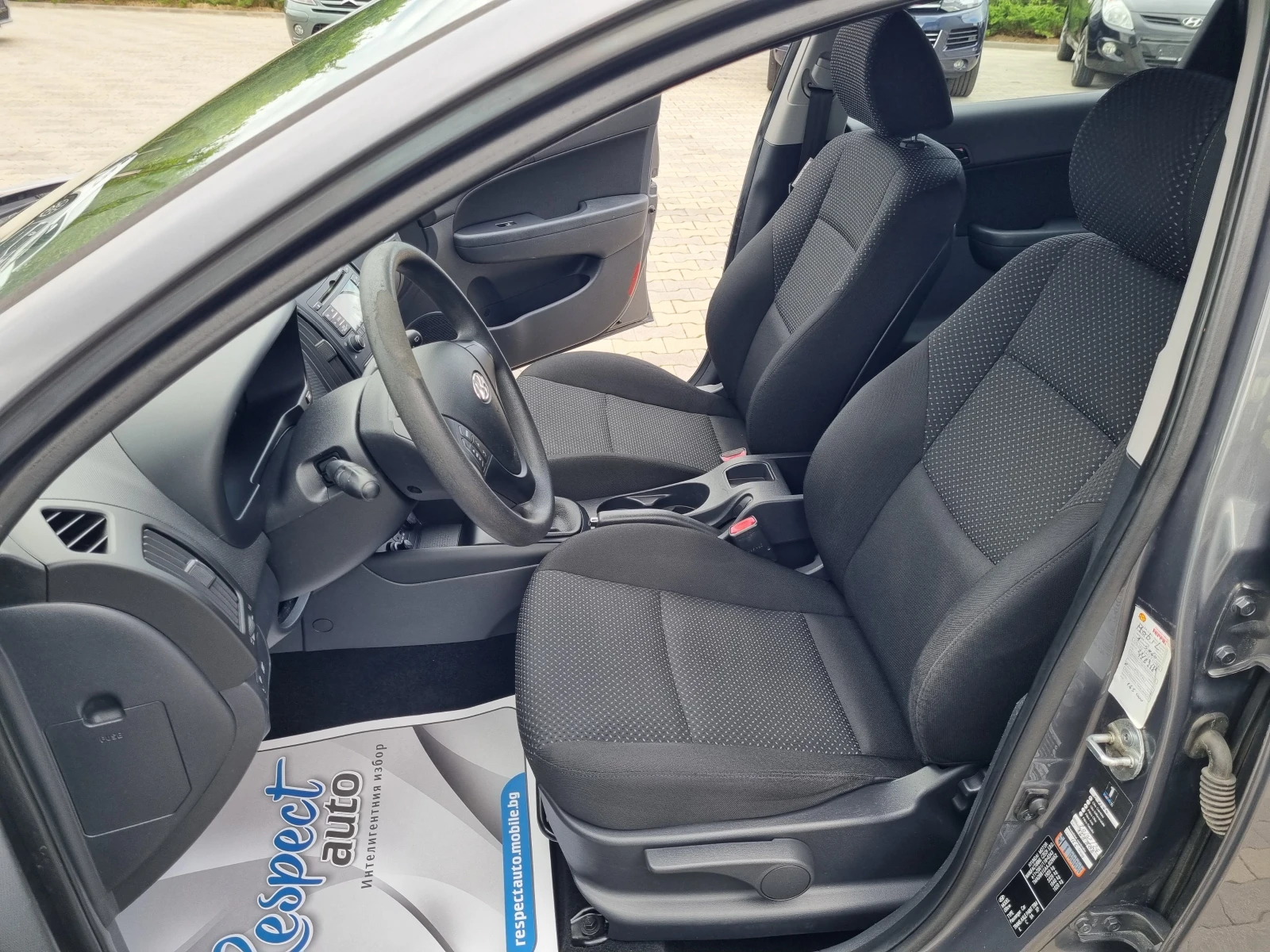 Hyundai I30 1.6CRDi-90кс ОБСЛУЖЕН 2010г. EURO 4 - изображение 8