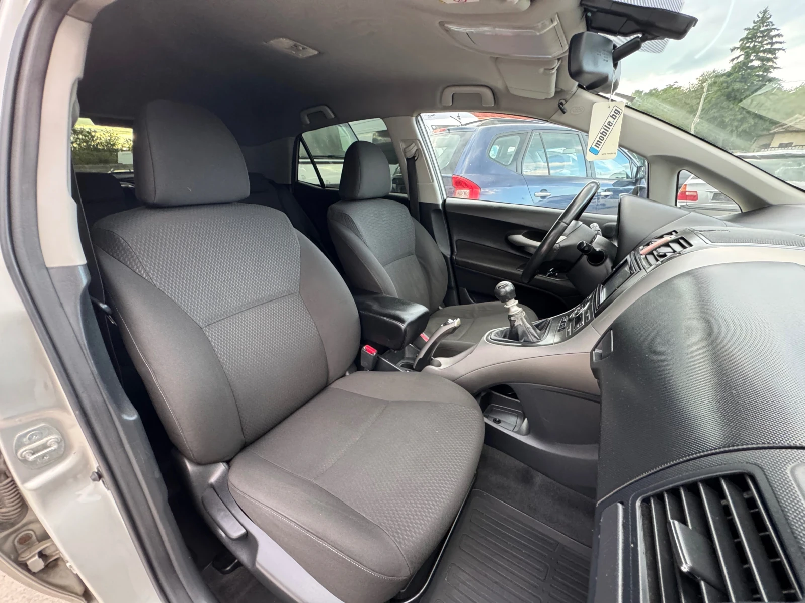 Toyota Auris 2.2 D-4D FULL ЛИЗИНГ - изображение 10