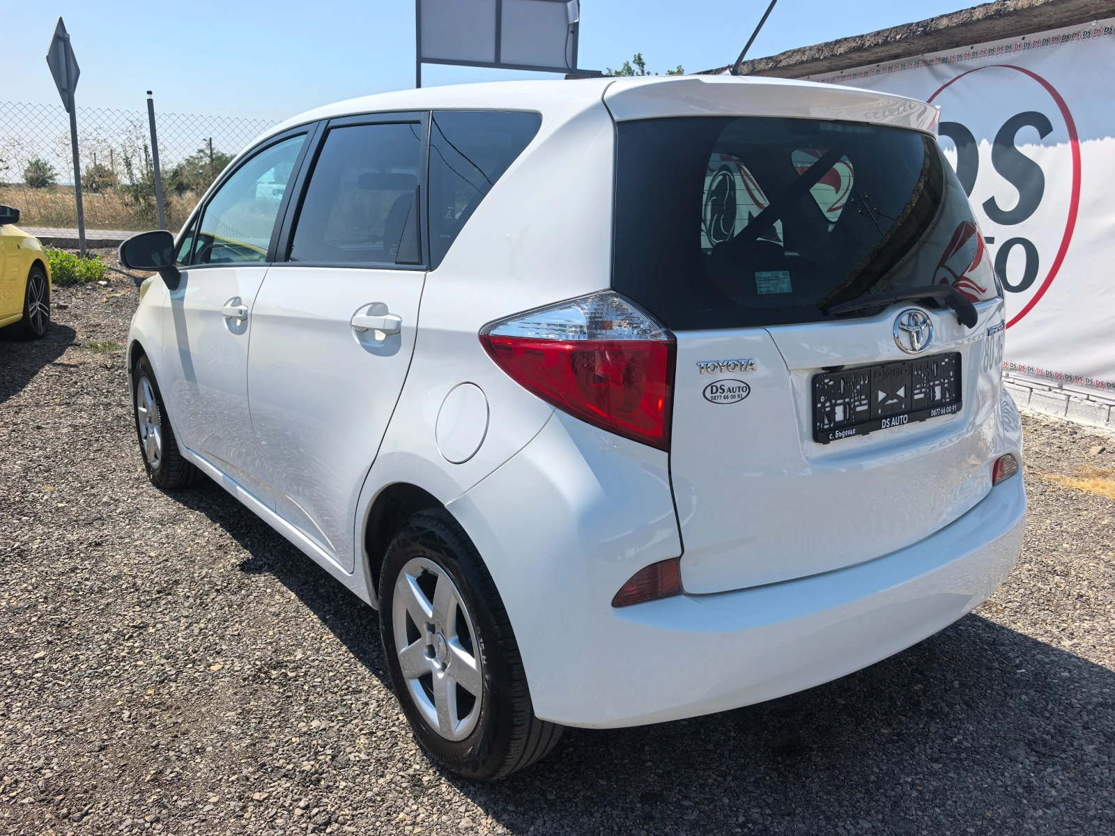 Toyota Verso S 1.4 D4D - изображение 3