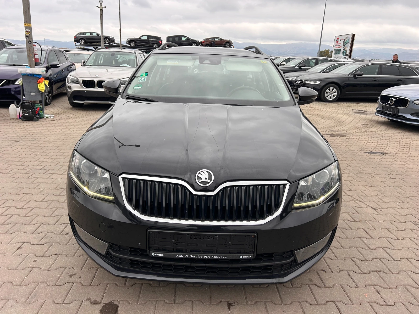 Skoda Octavia 2.0TDI AVTOMAT/NAVI EURO 5 - изображение 2