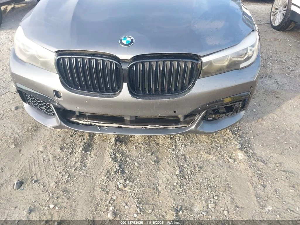 BMW 740 * CARFAX * БЕЗ ПЪРВОНАЧАЛНА ВНОСКА - изображение 6