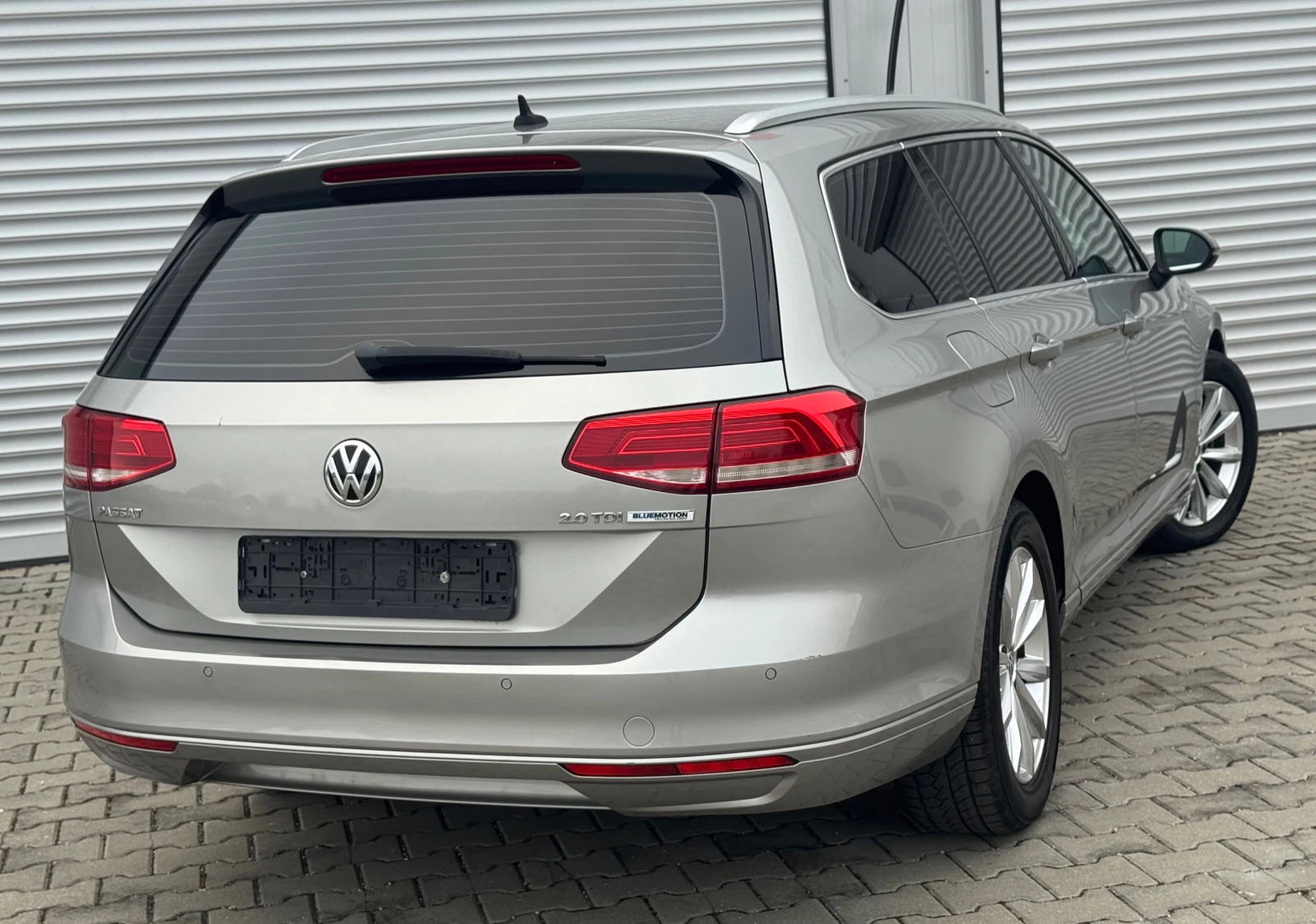 VW Passat 2.0tdi DSG, 150ps, темпо, нави, мулти, борд, евро6 - изображение 5