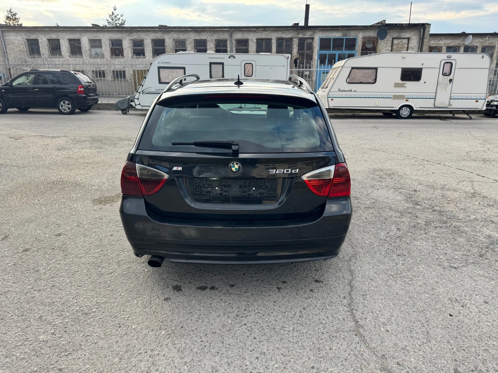 BMW 320 2.0d 163к.с., снимка 4 - Автомобили и джипове - 53988694