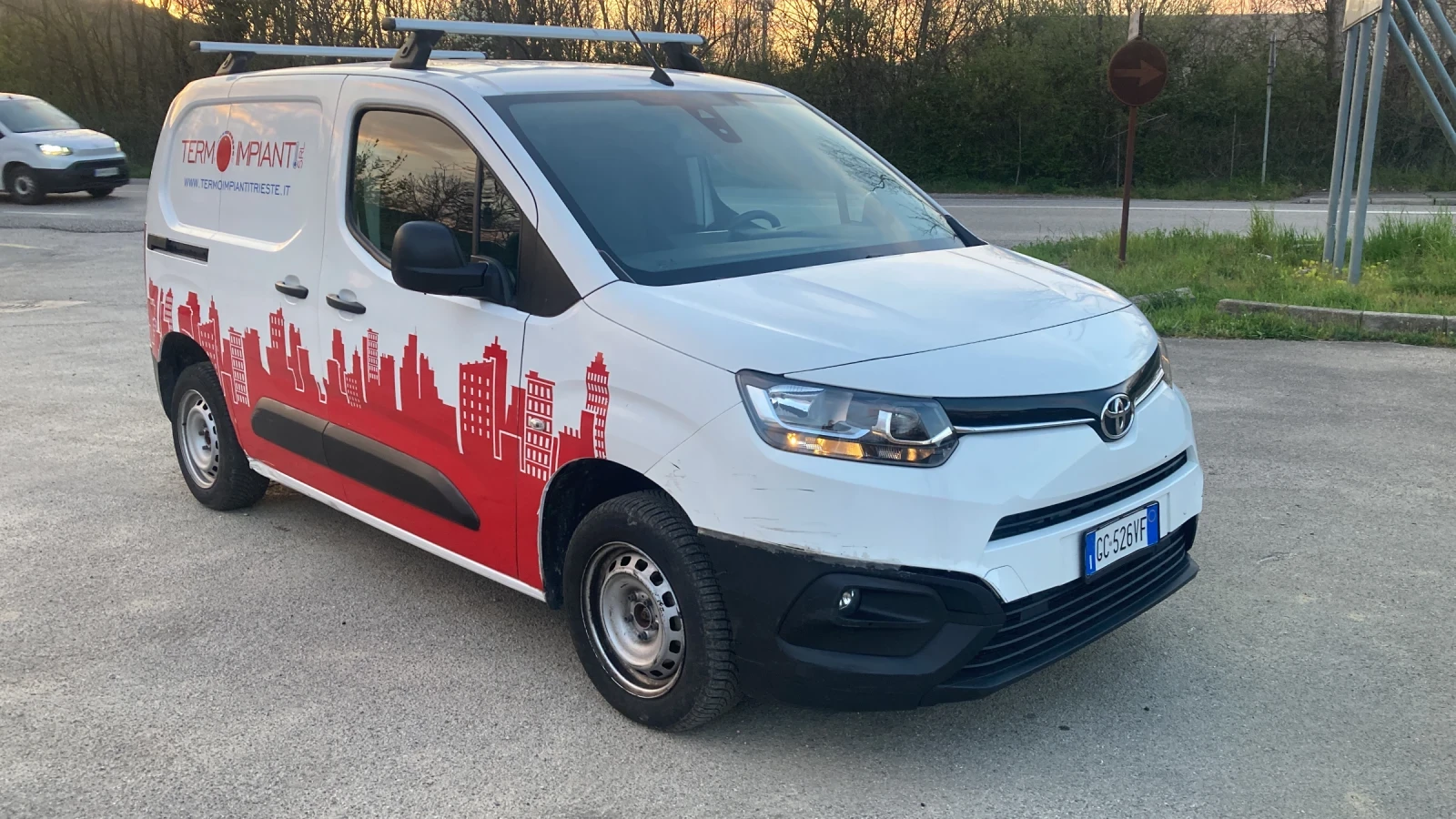 Toyota Proace City 1.5 Disel 102ks 33000 km Evro 6, снимка 2 - Автомобили и джипове - 54035538