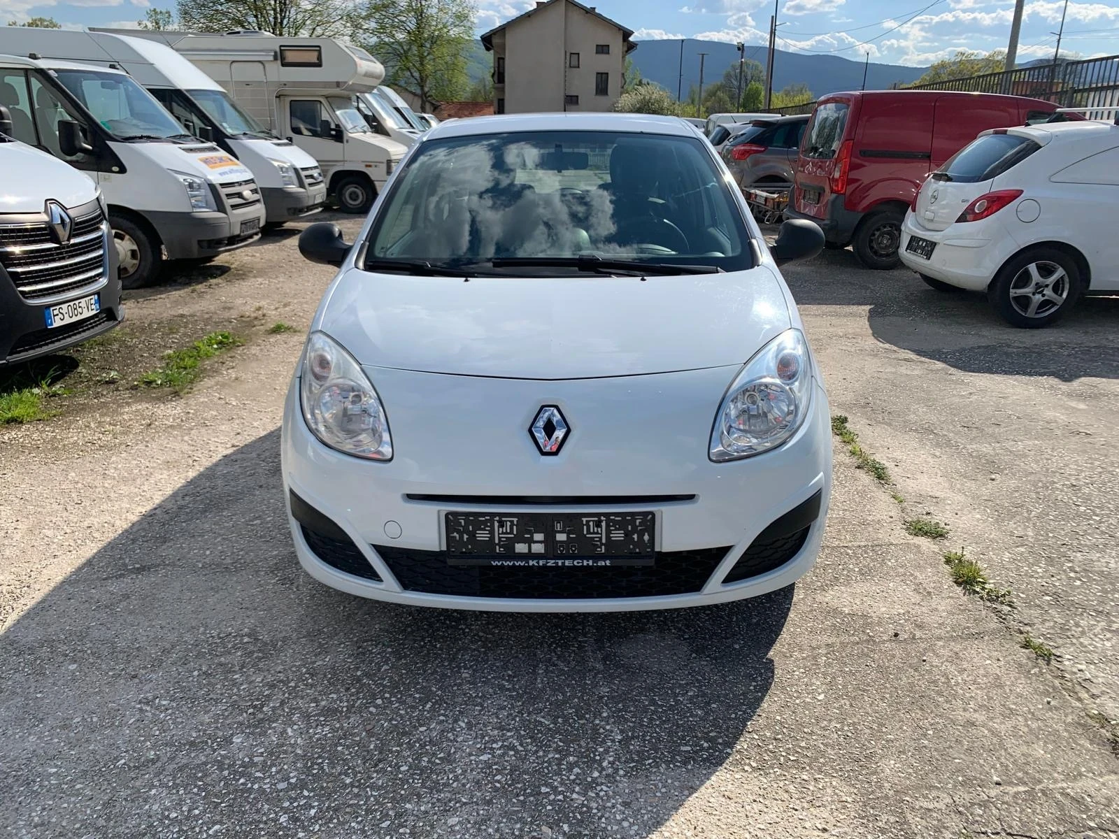 Renault Twingo 1.2 Бензин Климатик, снимка 2 - Автомобили и джипове - 54430295