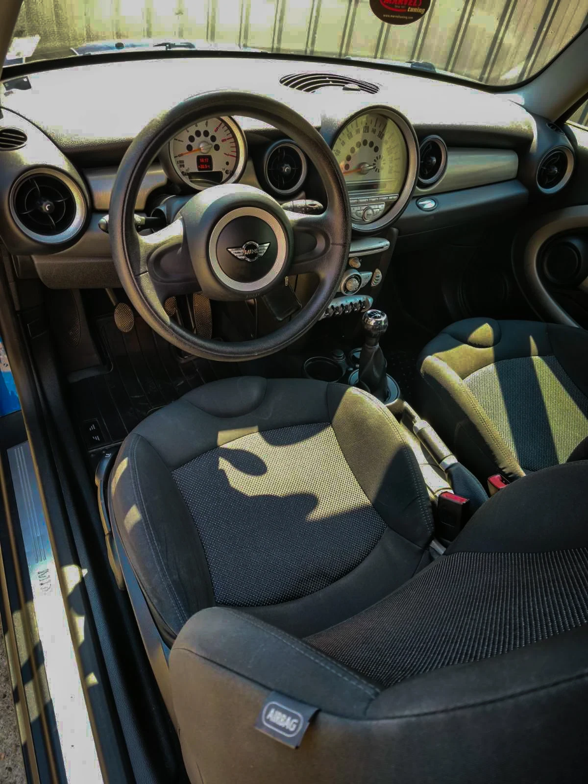 Mini Cooper 1.6 HDi 110 k.c., снимка 9 - Автомобили и джипове - 54444923