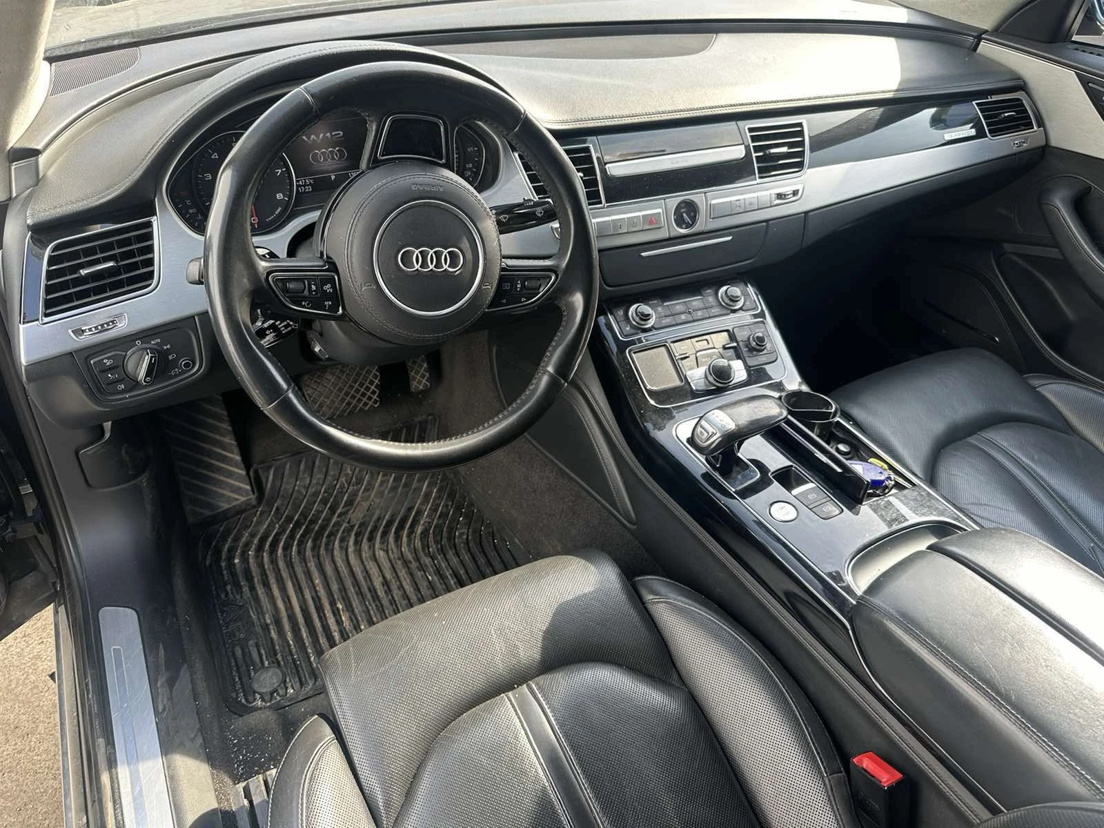 Audi A8 W12, снимка 5 - Автомобили и джипове - 54930509