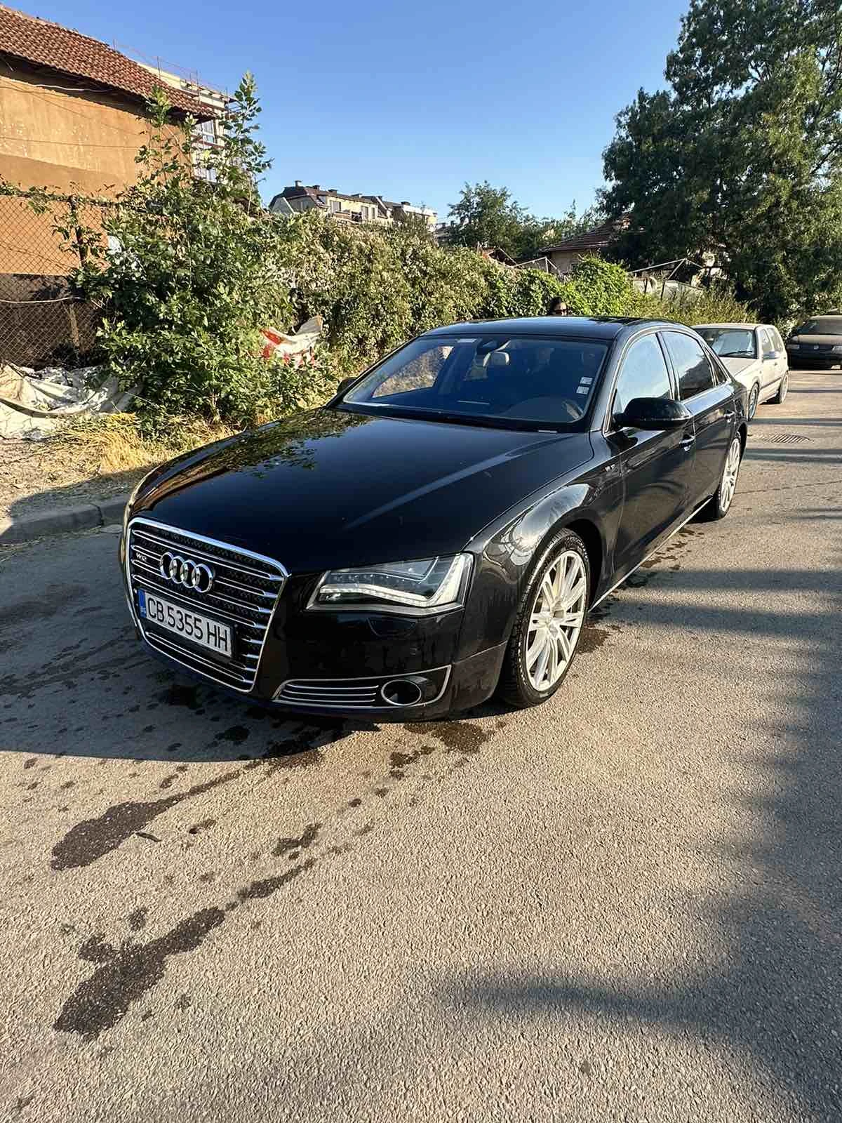 Audi A8 W12
