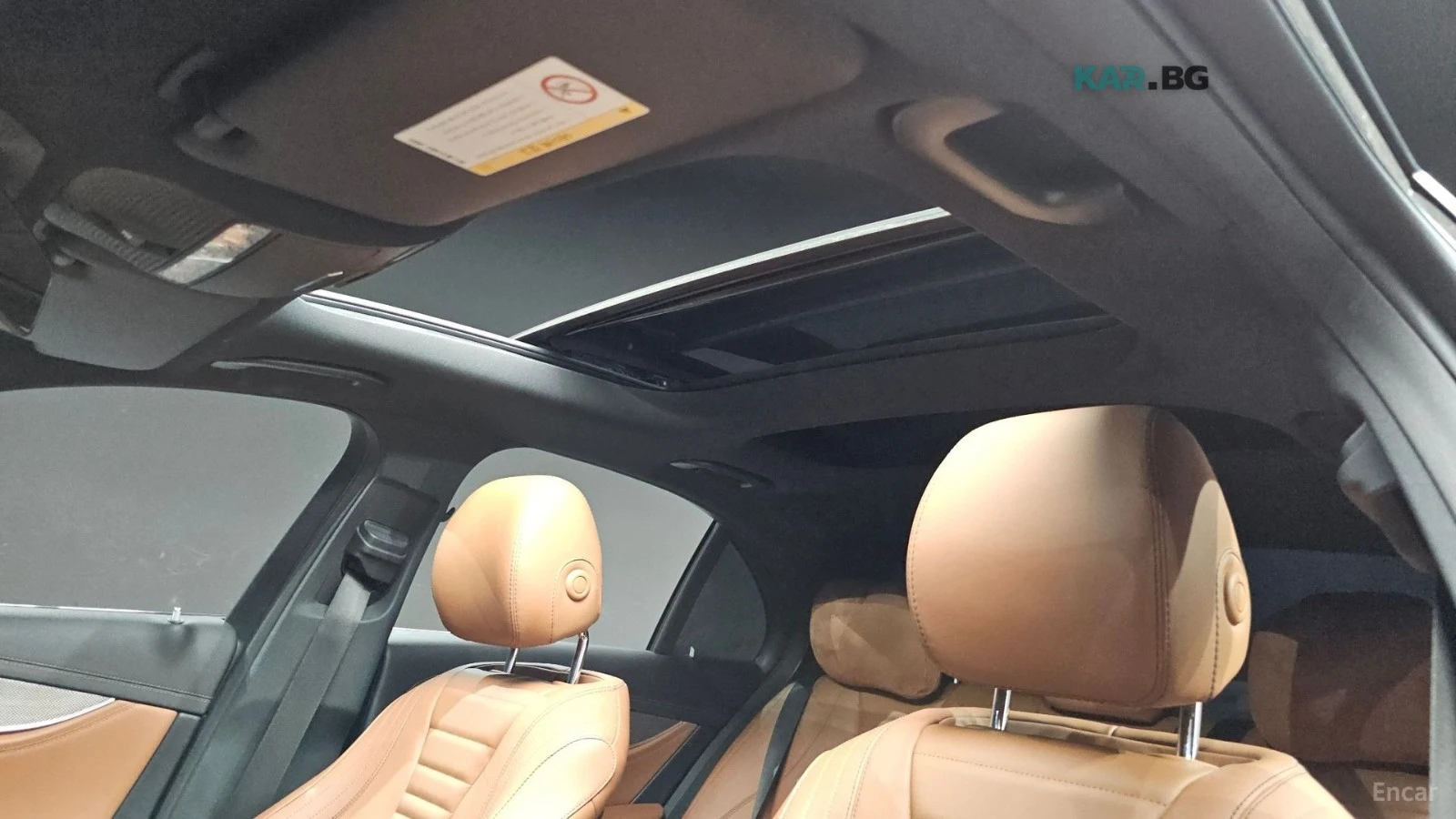 Mercedes-Benz E 300 4MATIC AMG* 360* HUD* КОЖА* ПАНО* , снимка 16 - Автомобили и джипове - 55119885