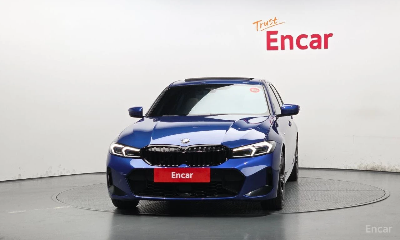 BMW 320 i M SPORT* DISTRONIC* HEAD-UP* ПОДГРЕВ* ОБДУХВАНЕ*, снимка 2 - Автомобили и джипове - 55219944