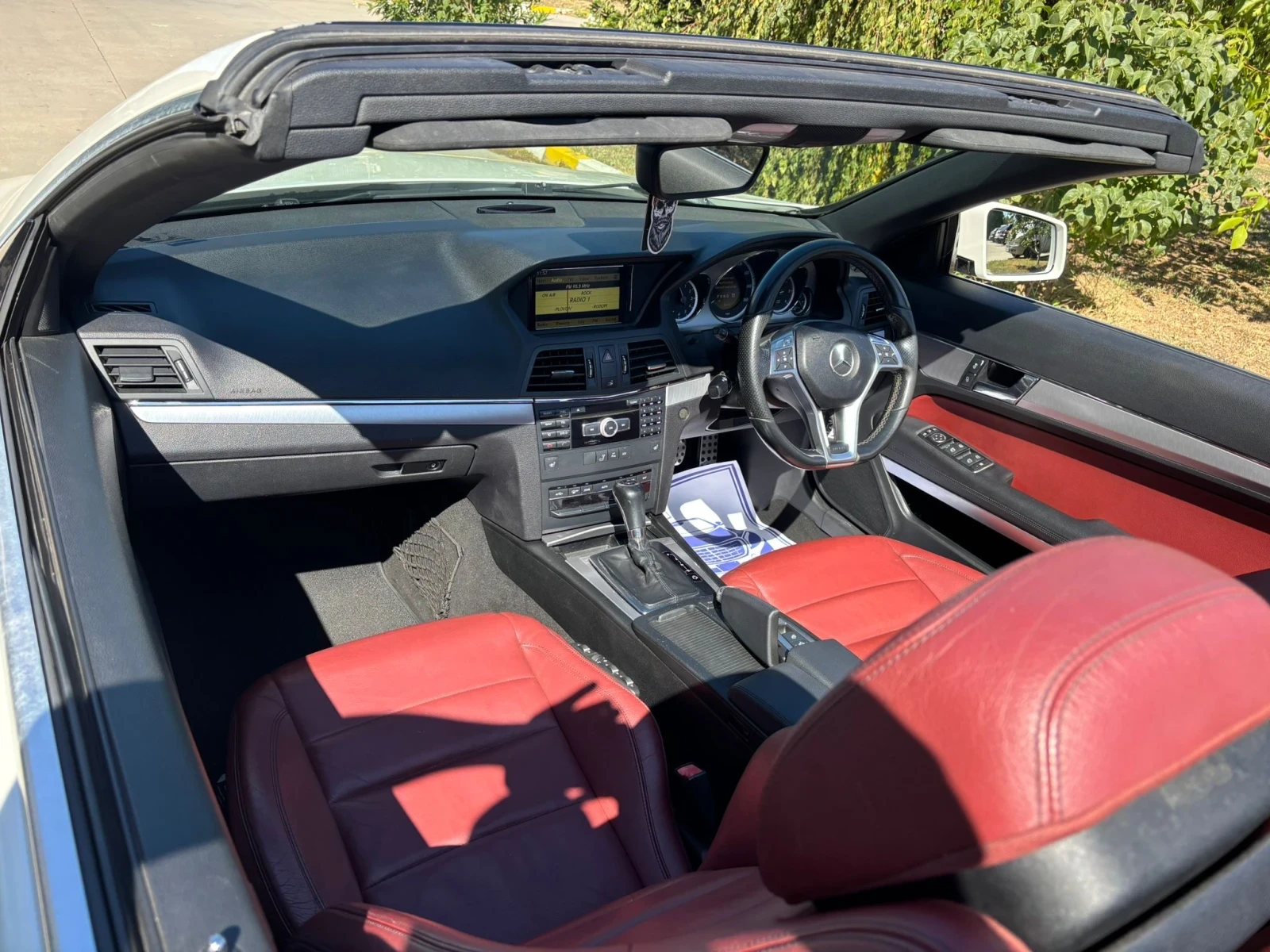Mercedes-Benz E 220, снимка 12 - Автомобили и джипове - 55644016