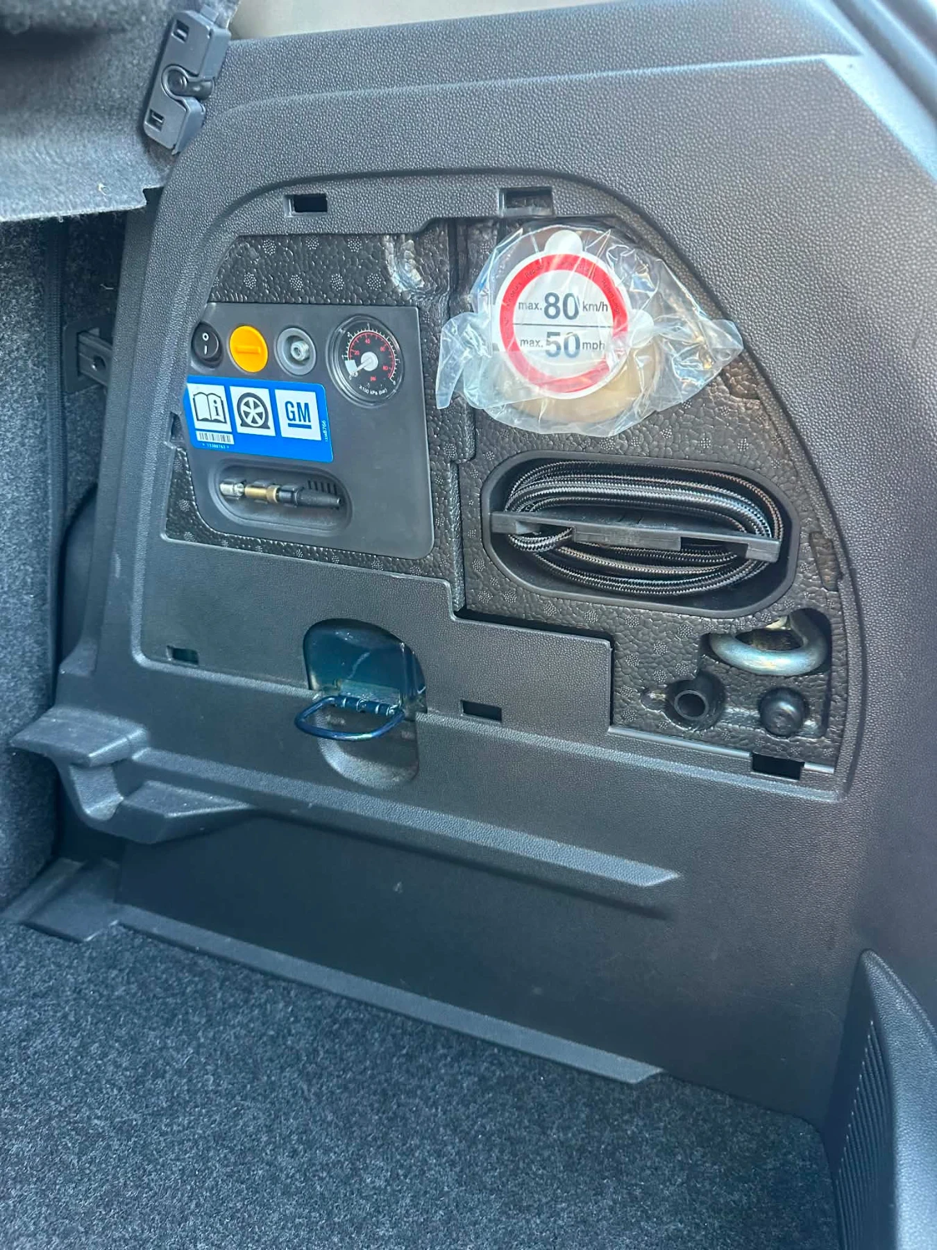 Opel Corsa, снимка 12 - Автомобили и джипове - 55950218