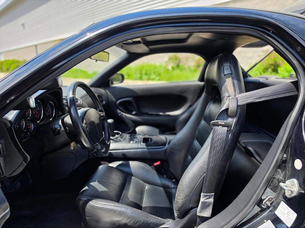 Mazda Rx-7 * РЪЧКА * 1 СОБСТВЕНИК * БЕЗ ИНЦИДЕНТИ, снимка 11 - Автомобили и джипове - 56198228
