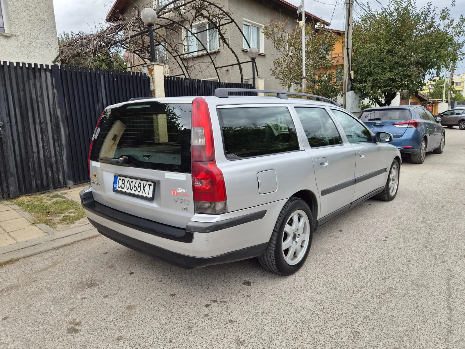 Volvo V70 2.4 , снимка 4 - Автомобили и джипове - 56432255