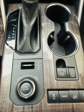 Toyota Highlander 3.5 AWD PLATINUM  Бартер, снимка 13